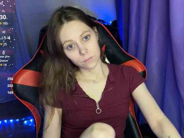 Natural-babe666 webcam