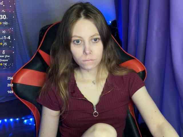 Natural-babe666 webcam