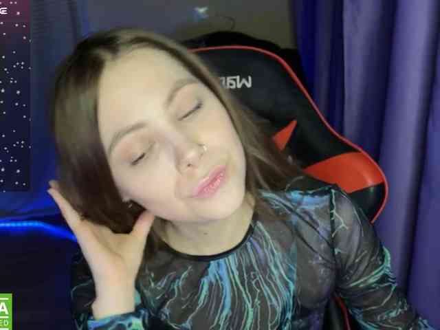 Natural-babe666 webcam