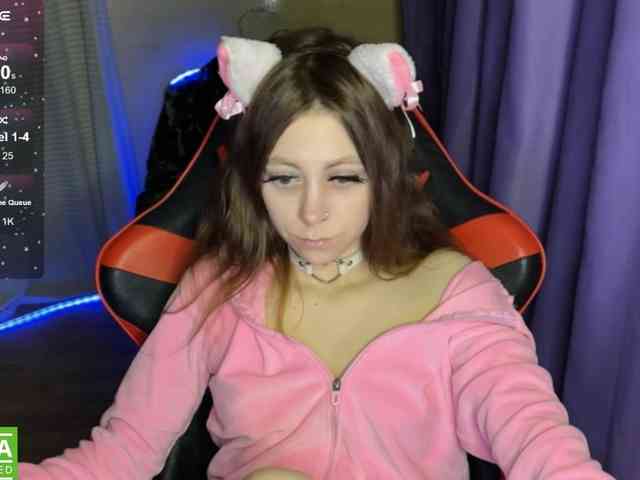 Natural-babe666 webcam