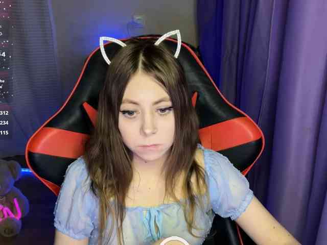 Natural-babe666 webcam