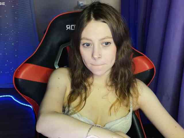 Natural-babe666 webcam