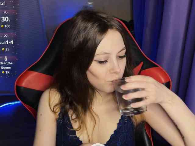 Natural-babe666 webcam