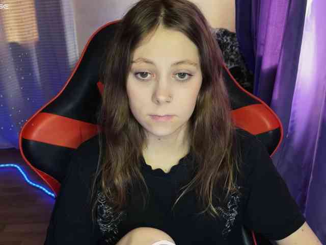 Natural-babe666 webcam