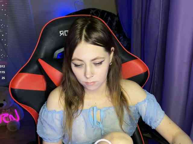 Natural-babe666 webcam