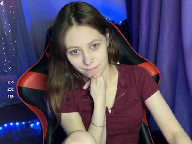 Natural-babe666 webcam