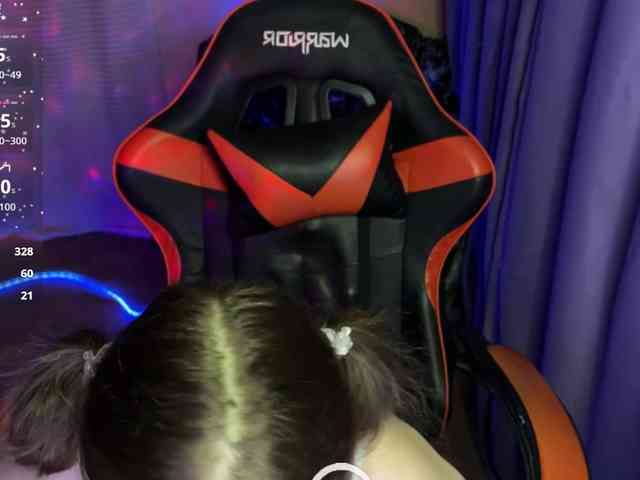 Natural-babe666 webcam