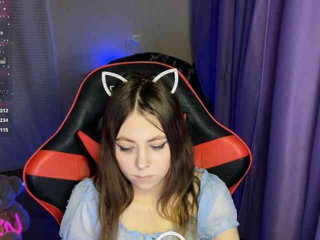 Natural-babe666 webcam