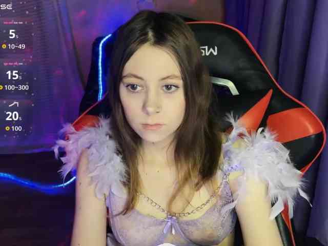 Natural-babe666 webcam