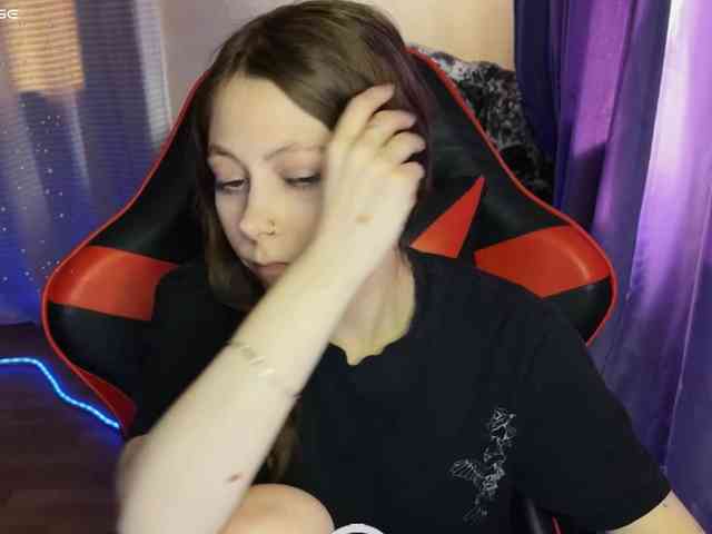 Natural-babe666 webcam