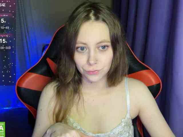 Natural-babe666 webcam