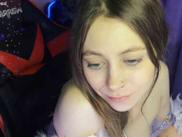 Natural-babe666 webcam