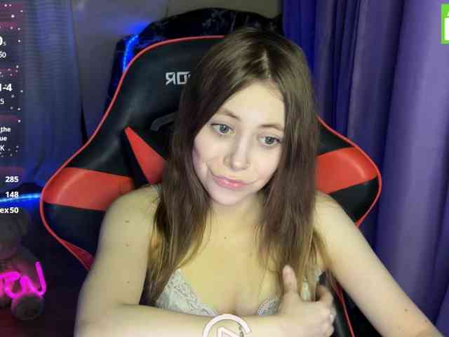 Natural-babe666 webcam