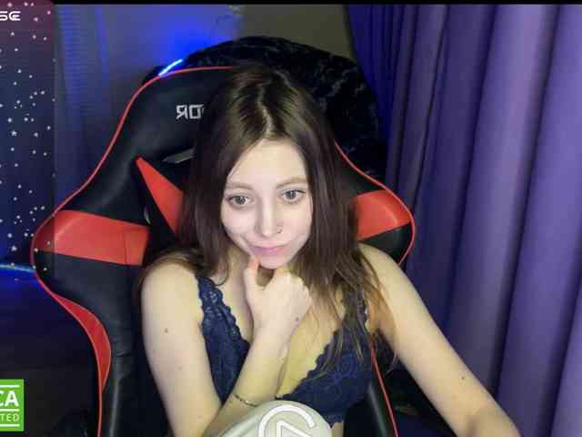 Natural-babe666 webcam