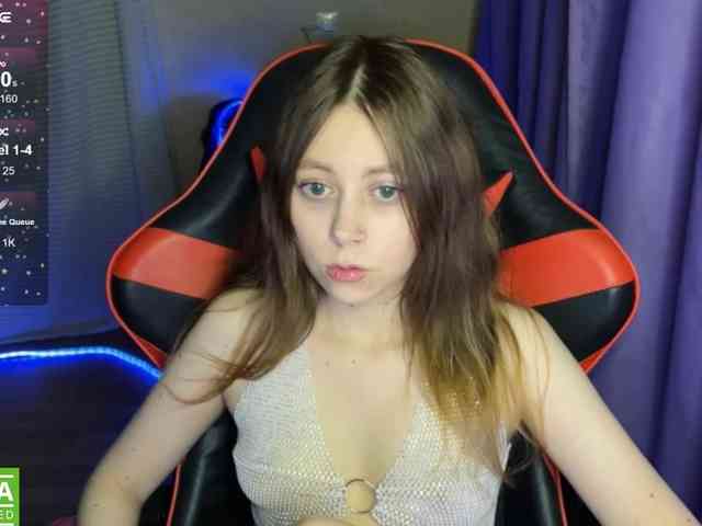 Natural-babe666 webcam