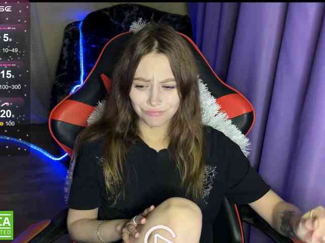 Natural-babe666 webcam