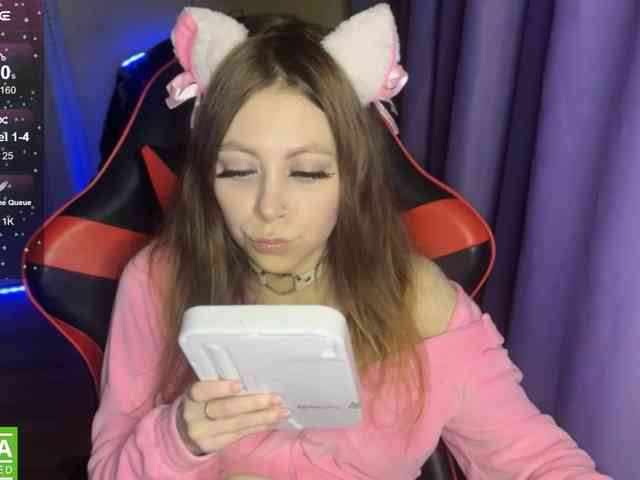 Natural-babe666 webcam