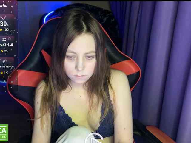 Natural-babe666 webcam