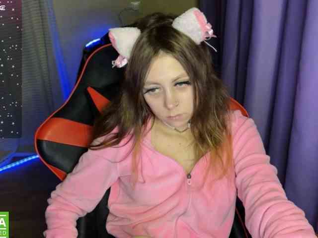 Natural-babe666 webcam