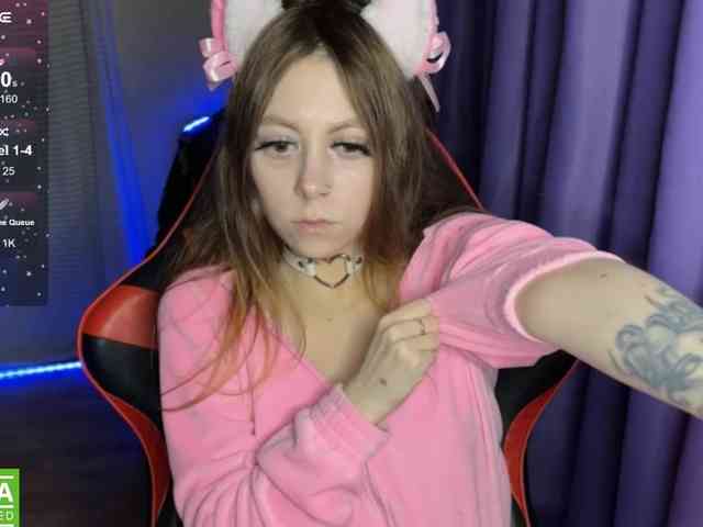 Natural-babe666 webcam