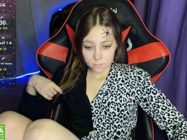 Natural-babe666 webcam