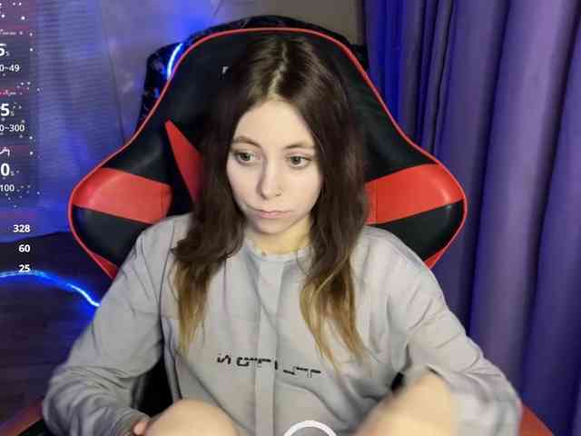 Natural-babe666 webcam