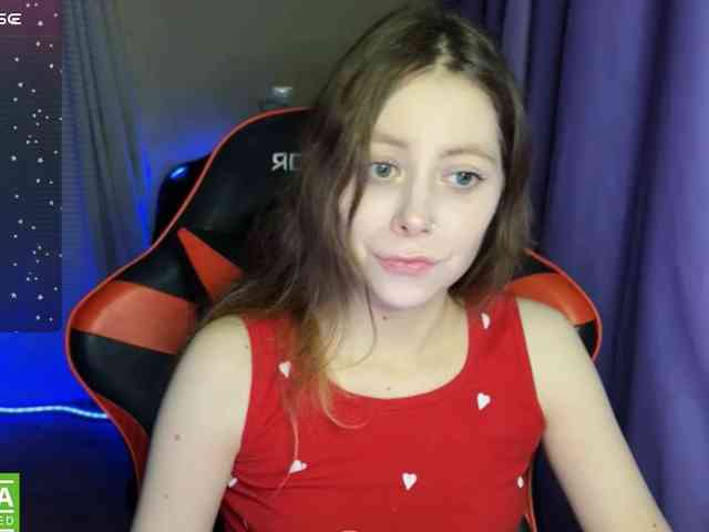Natural-babe666 webcam