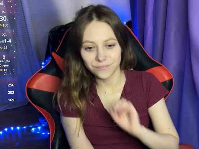 Natural-babe666 webcam