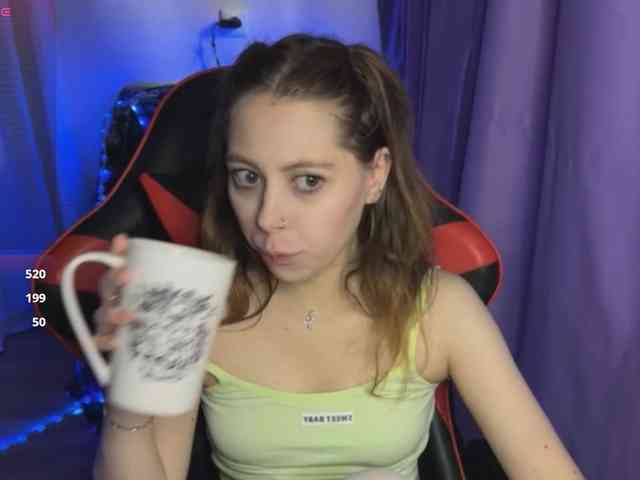Natural-babe666 webcam