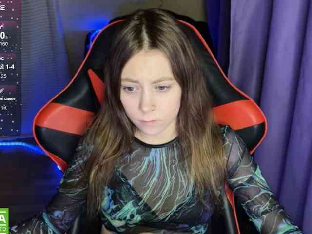 Natural-babe666 webcam