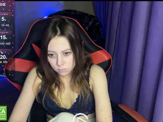 Natural-babe666 webcam