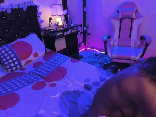 kary-bunny3 webcam