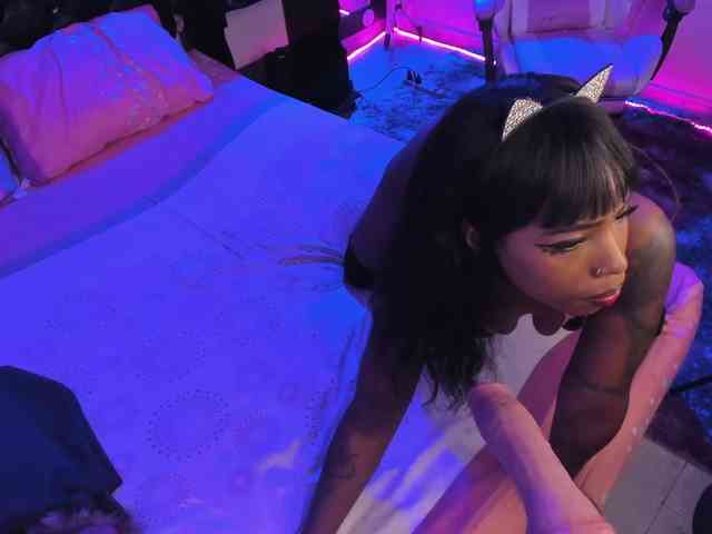 kary-bunny3 webcam