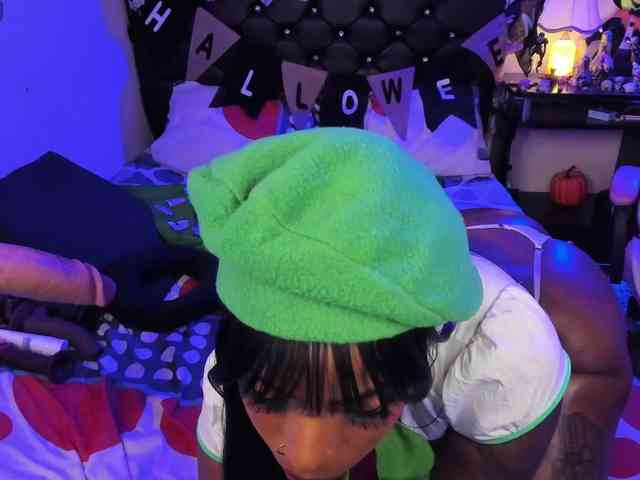 kary-bunny3 webcam