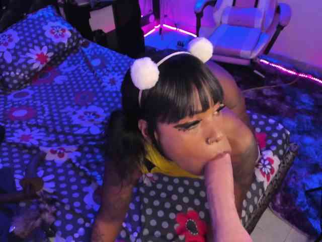 kary-bunny3 webcam