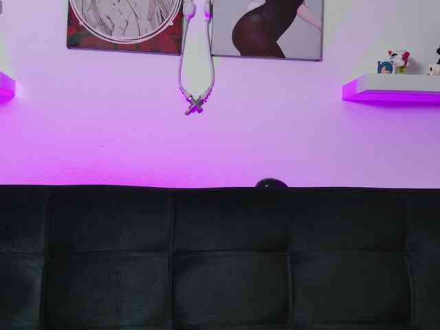 kary-bunny3 Live Webcam on BongaCams