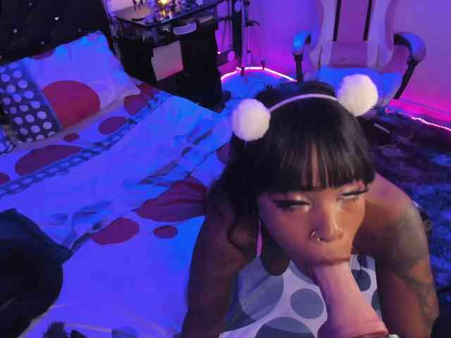 kary-bunny3 webcam