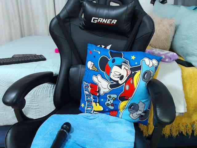 NastyCronica webcam