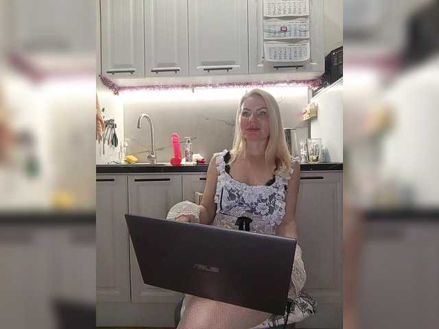 miss-1m's BongaCams show and profile