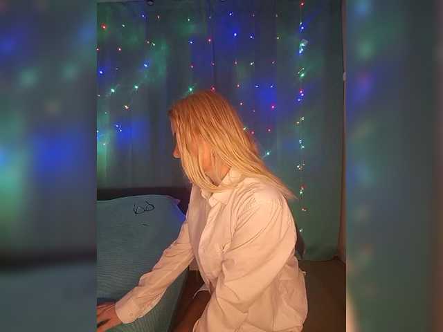 miss-1m's BongaCams show and profile