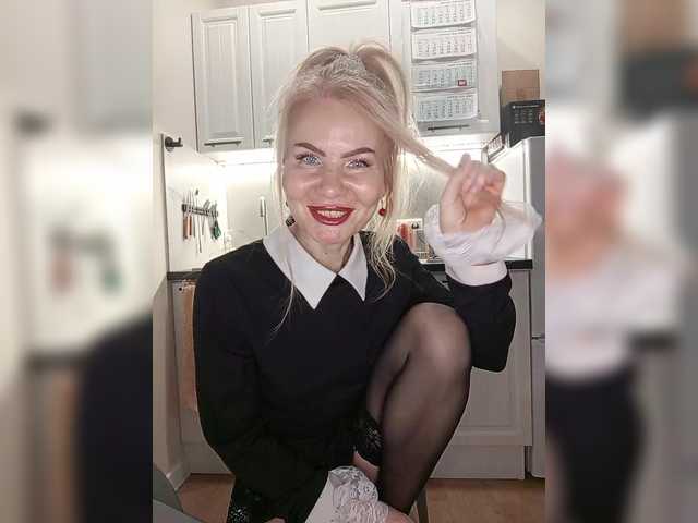 miss-1m's BongaCams show and profile