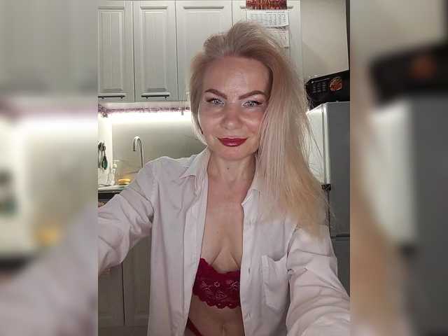 miss-1m's BongaCams show and profile