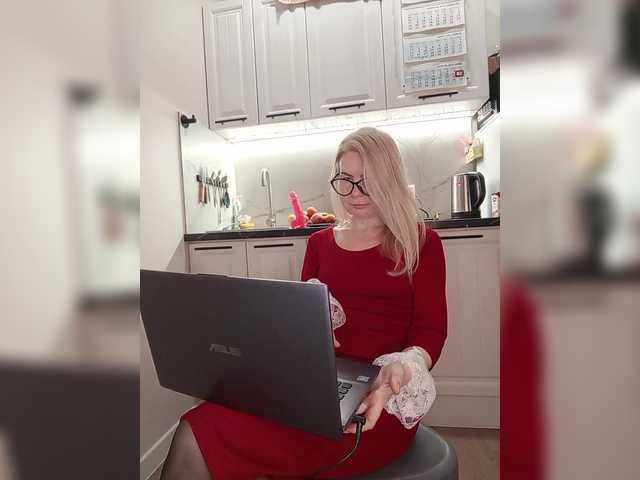 miss-1m's BongaCams show and profile