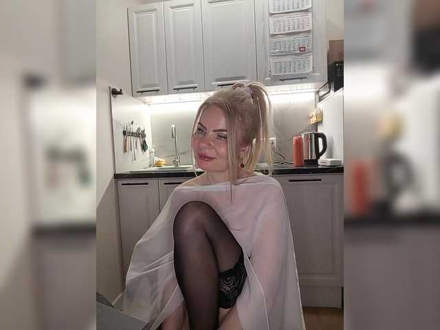 miss-1m's BongaCams show and profile