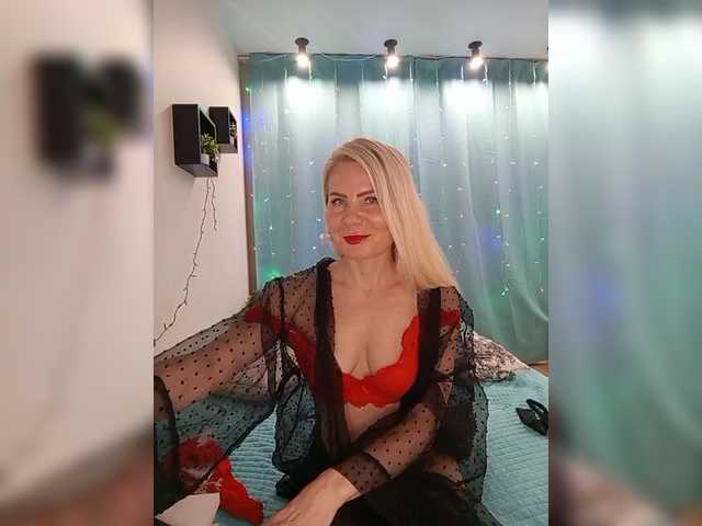 miss-1m's BongaCams show and profile