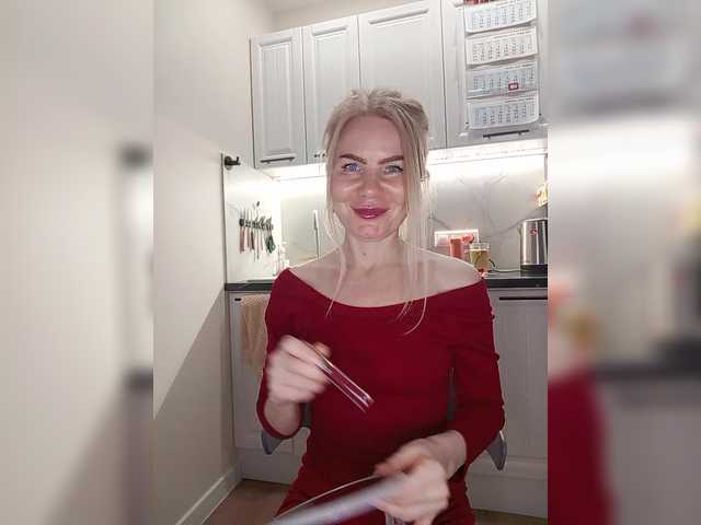 miss-1m's BongaCams show and profile