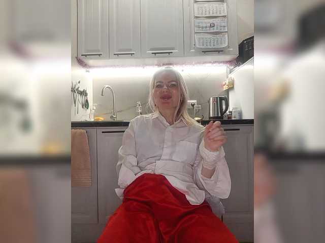 miss-1m's BongaCams show and profile