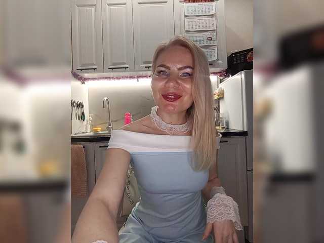 miss-1m's BongaCams show and profile