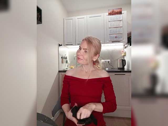 miss-1m's BongaCams show and profile