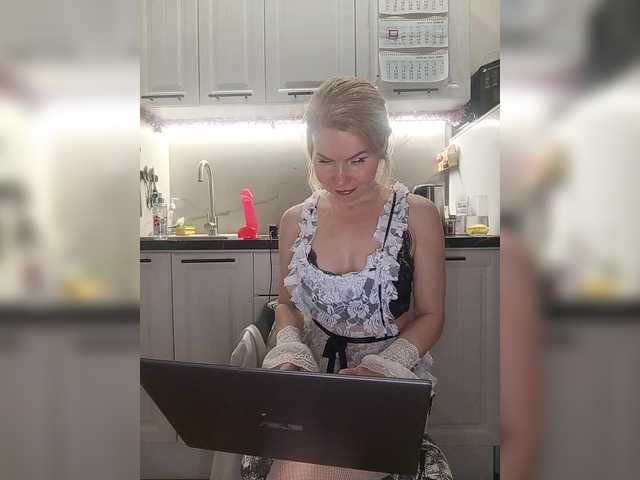 miss-1m's BongaCams show and profile